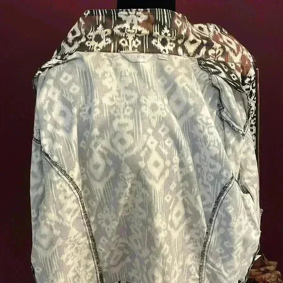 Erin (London) Tribal Print Zip Up Women’s PL Jacket - Picture 11 of 11